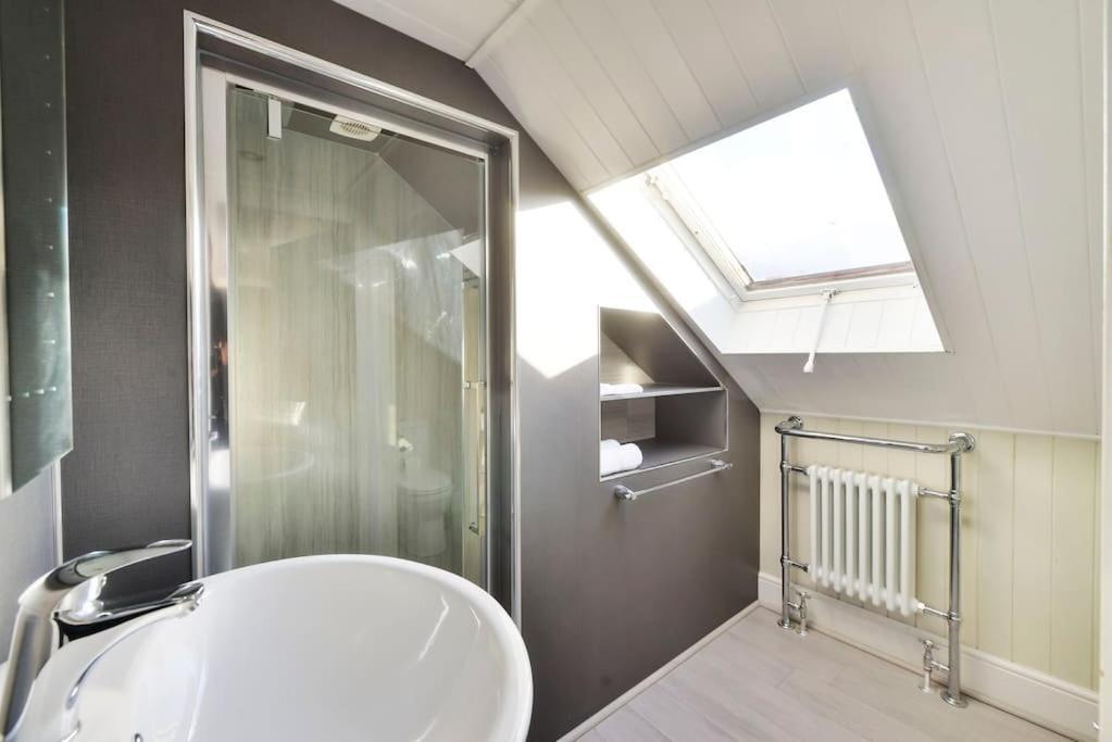 אדינבורו George IV Bridge - Superbly Located 3 Bedroom! מראה חיצוני תמונה