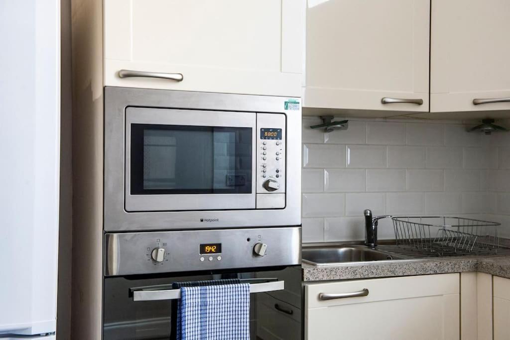 אדינבורו George IV Bridge - Superbly Located 3 Bedroom! מראה חיצוני תמונה