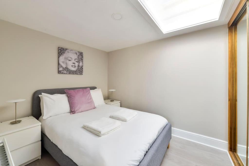אדינבורו George IV Bridge - Superbly Located 3 Bedroom! מראה חיצוני תמונה