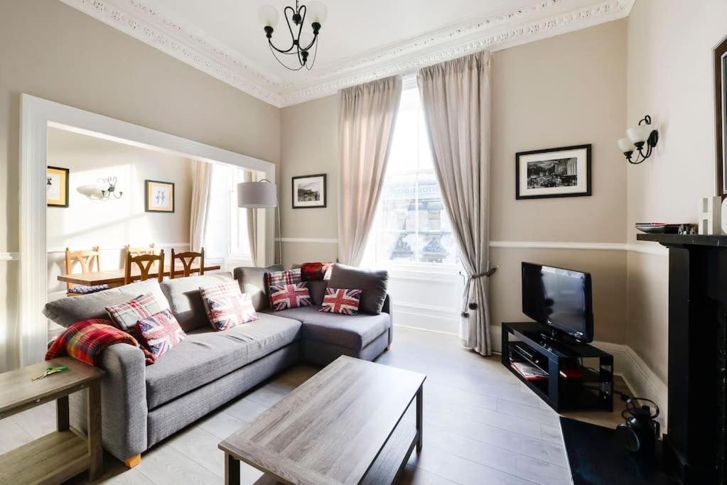 אדינבורו George IV Bridge - Superbly Located 3 Bedroom! מראה חיצוני תמונה